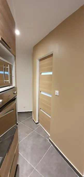 Millau Hypercentre Appartement Moderne Et Cosy 0*,