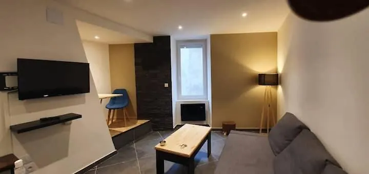 Millau Hypercentre Appartement Moderne Et Cosy 0*,